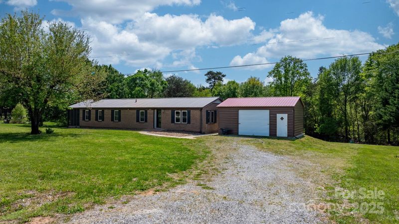 4815 Rifle Range Rd, Conover, NC 28613