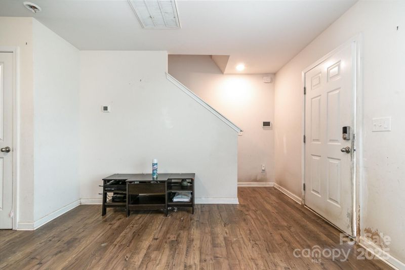 3033 Green Apple Dr, Dallas, NC 28034