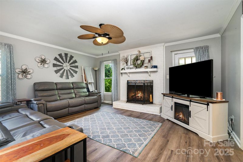 2278 Jon Chris Dr, Harrisburg, NC 28075