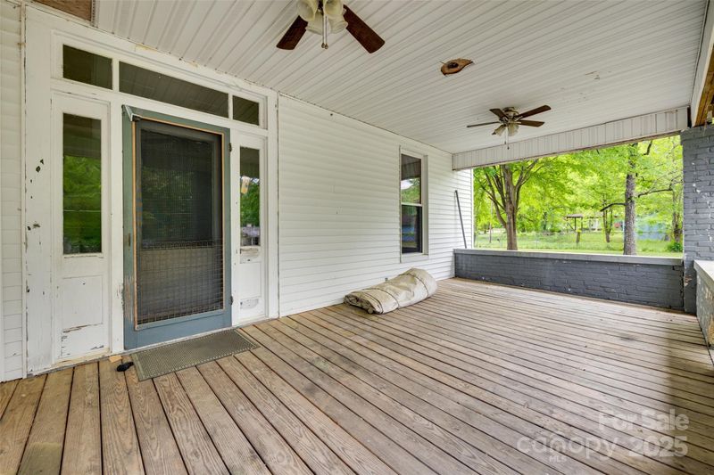 302 Charlotte St, York, SC 29745