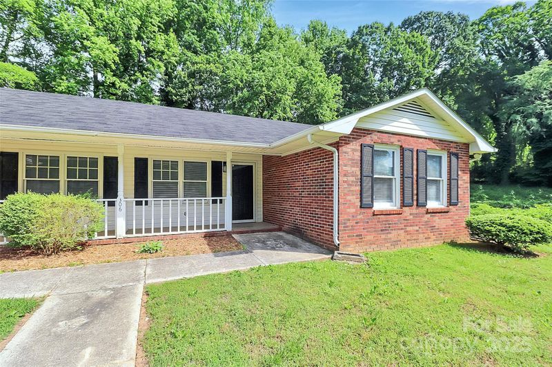 306 Oak St #18, York, SC 29745