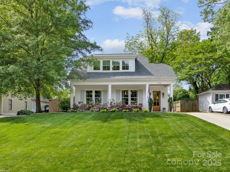 1614 Brook Rd, Charlotte, NC 28205