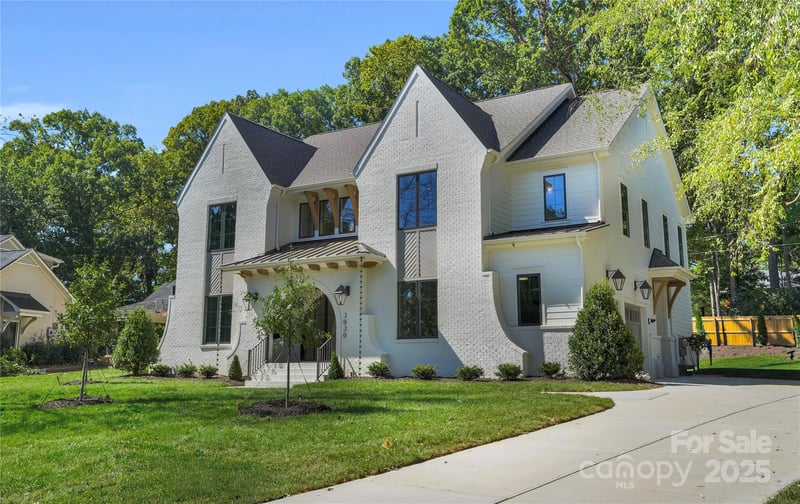 3030 Brookridge Ln, Charlotte, NC 28211