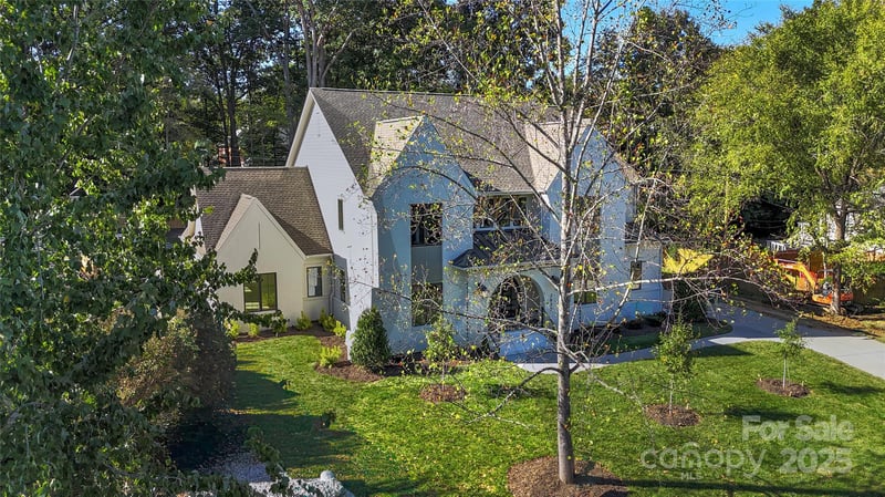 3030 Brookridge Ln, Charlotte, NC 28211