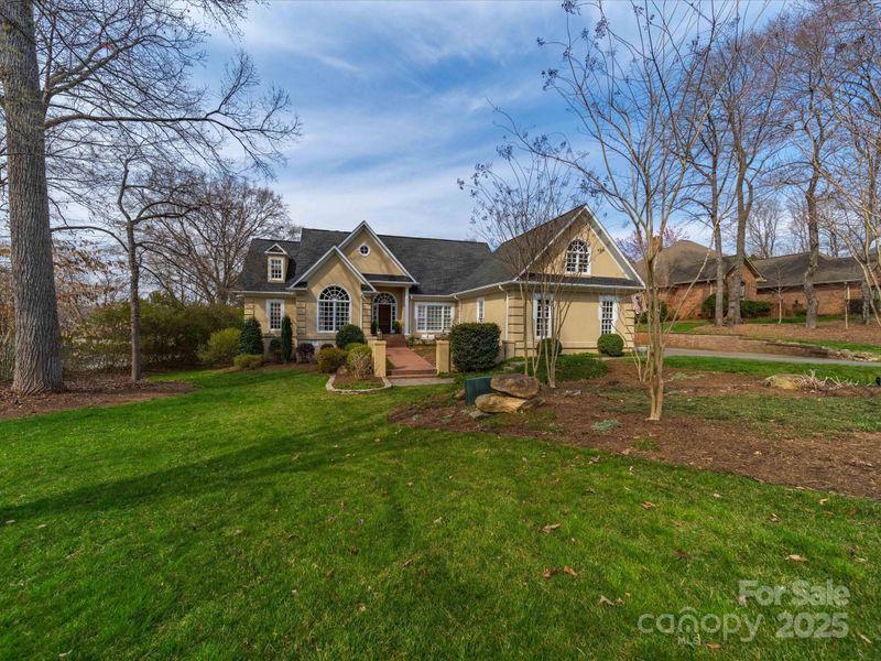 110 Hidden Pastures Dr, Cramerton, NC 28032