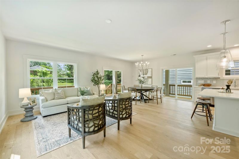 205 Coxe Ave, Charlotte, NC 28208