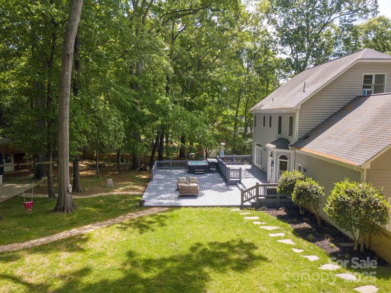 2329 Wedgewood Dr, Matthews, NC 28104