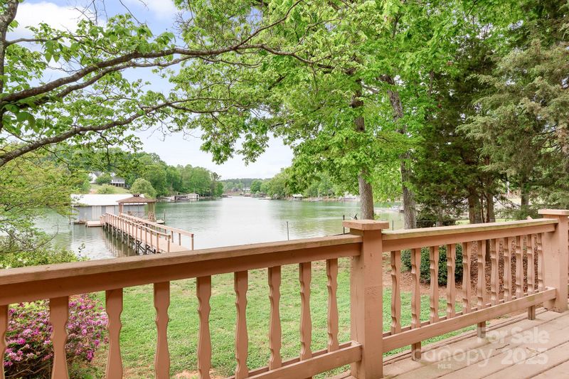 4798 Lynwood Rd, Sherrills Ford, NC 28673