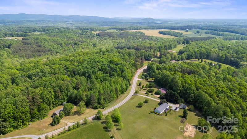 351 Fletcher Rd, Union Grove, NC 28689