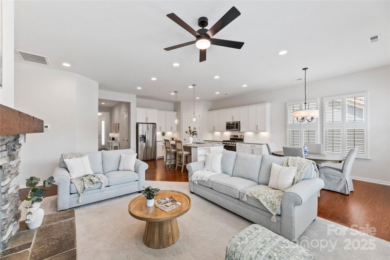 329 Brambling Ct, Wesley Chapel, NC 28110