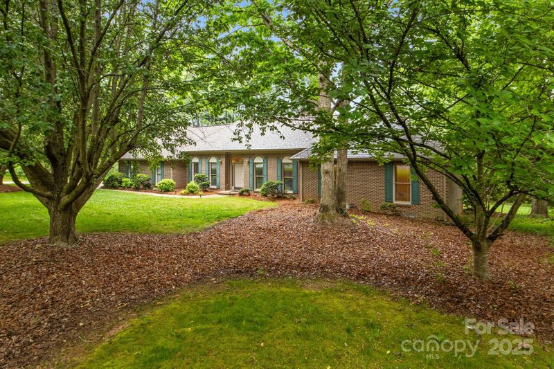 8368 Fairfield Forest Rd, Denver, NC 28037