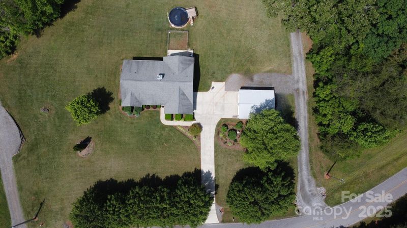 260 Treebark Rd, Statesville, NC 28625