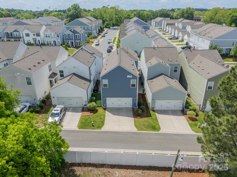 804 Lyndon Station Dr, Pineville, NC 28134