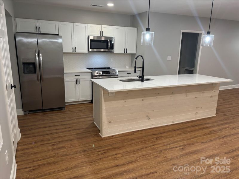 704 Guinn St, Clover, SC 29710