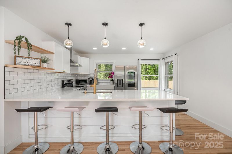6301 Vernedale Rd, Charlotte, NC 28212