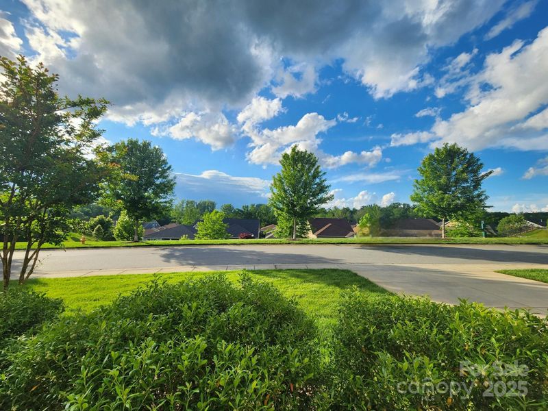 6220 Raven Rock Dr, Denver, NC 28037