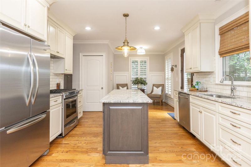 1517 Waverly Ave, Charlotte, NC 28203