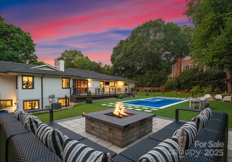 400 Whitestone Rd, Charlotte, NC 28270