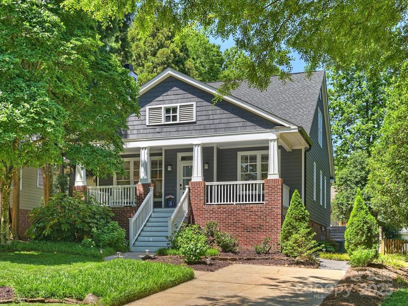 2121 Club Rd, Charlotte, NC 28205