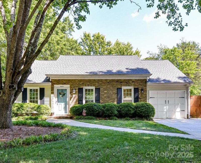 2401 Birnen Dr, Charlotte, NC 28210