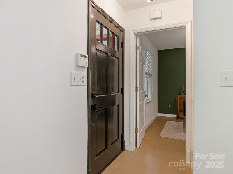 716 Ellsworth Rd, Charlotte, NC 28211