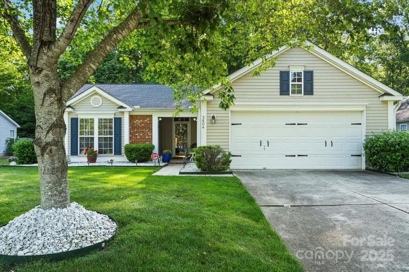 3604 Braefield Dr, Indian Trail, NC 28079