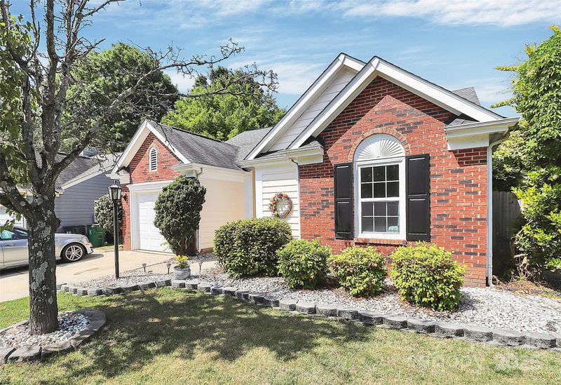 13612 Bolingbrook Ln, Charlotte, NC 28273