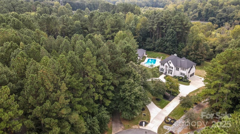 179 Pine Valley Dr, Stanley, NC 28164