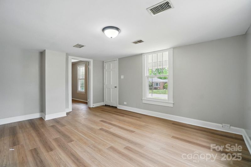 842 Murphy St, Kannapolis, NC 28081