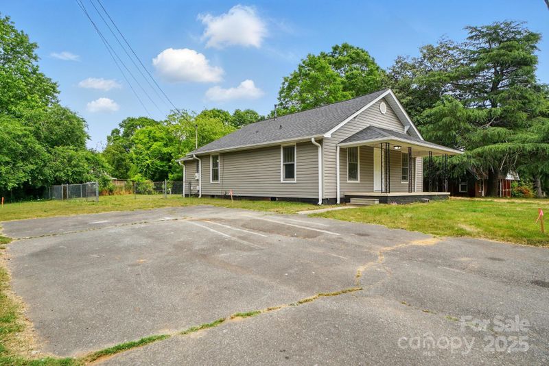 842 Murphy St, Kannapolis, NC 28081