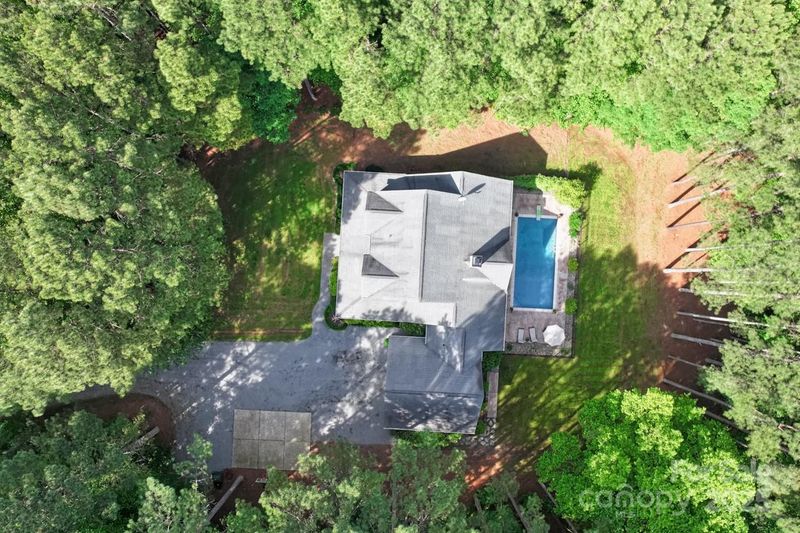 1956 Forest Ridge Dr, Stanley, NC 28164