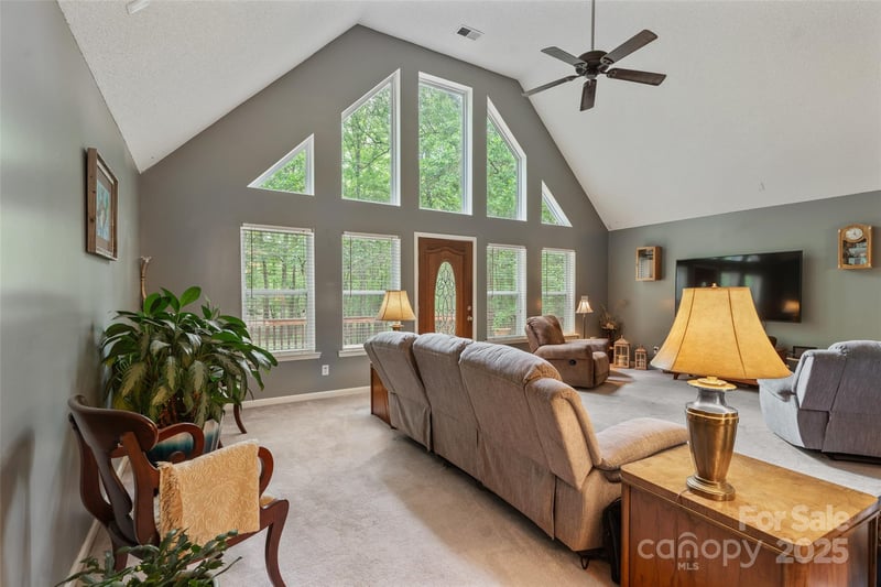4038 Forest Brook Dr, Edgemoor, SC 29712