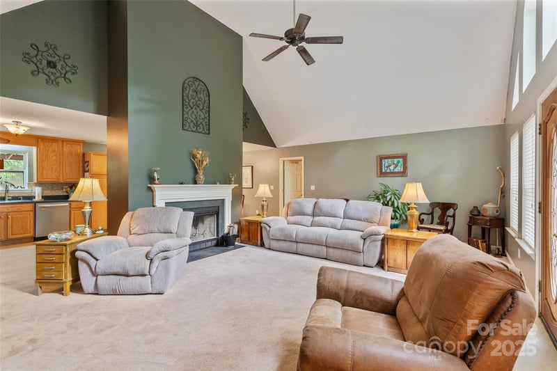 4038 Forest Brook Dr, Edgemoor, SC 29712