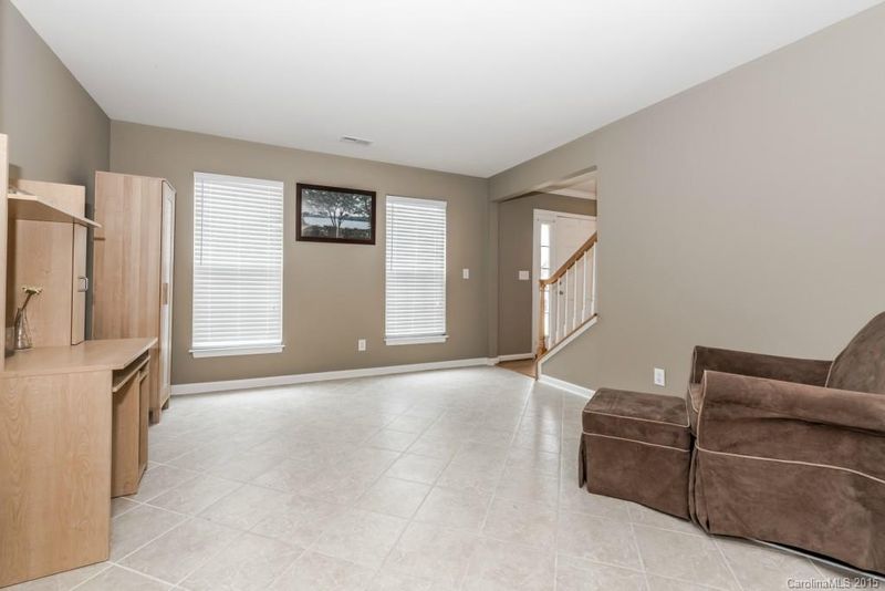 108 Foxwood Pl, Mount Holly, NC 28120