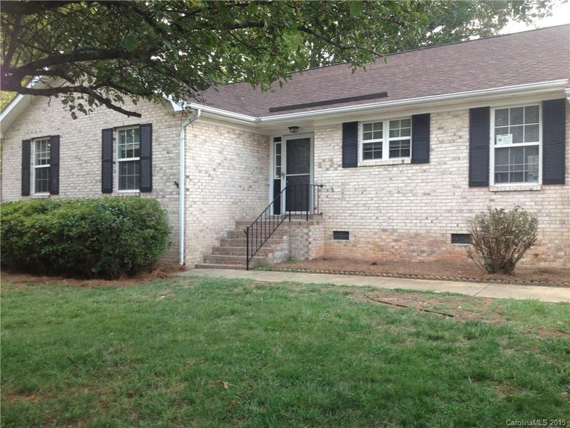 614 Wellons Dr, Gastonia, NC 28054