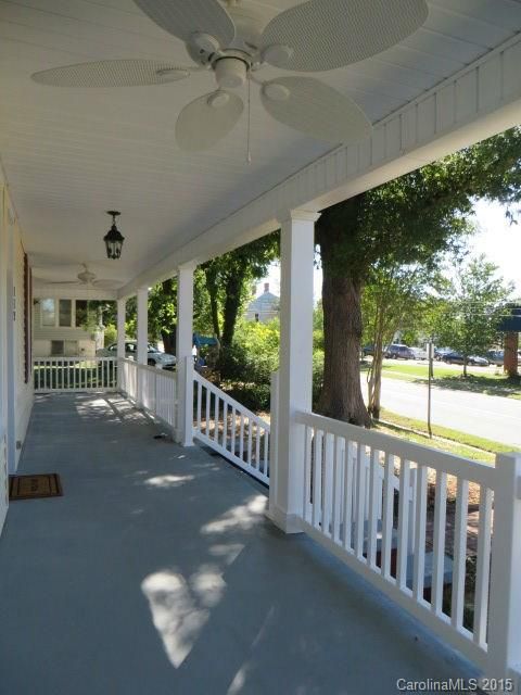 112 3rd Ave E, Gastonia, NC 28052