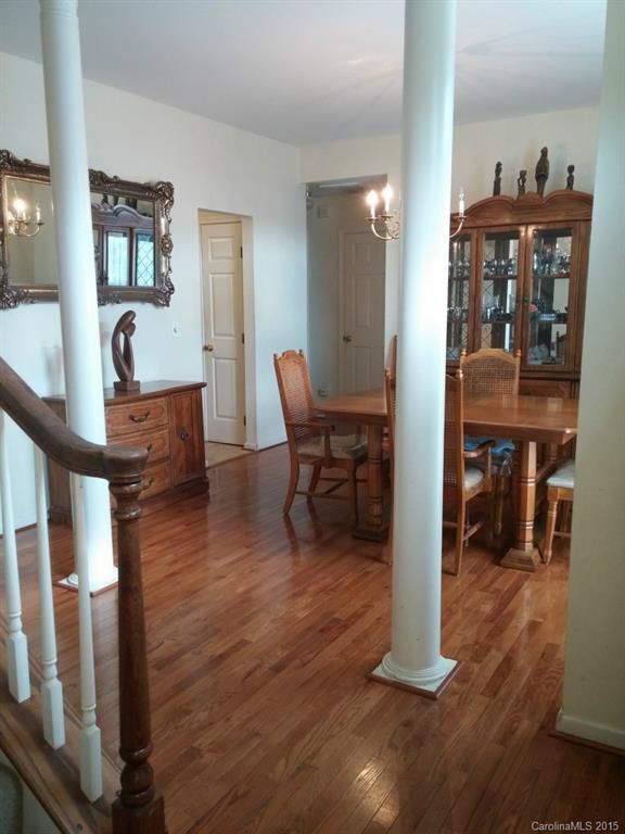2433 Acadia Ct, Kannapolis, NC 28083