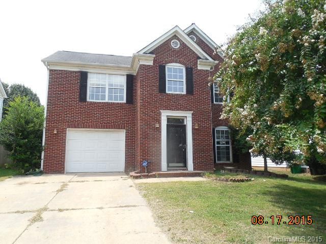 8519 Redstone View Dr, Charlotte, NC 28269
