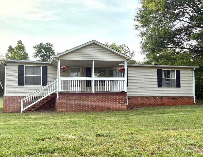 3154 Loomis St, Lincolnton, NC 28092