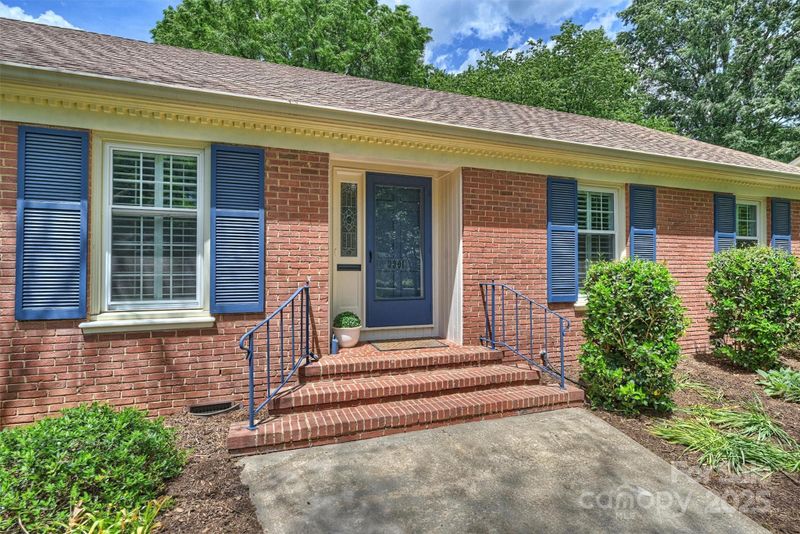 3901 Kitley Pl, Charlotte, NC 28210