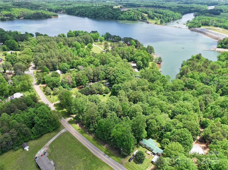 4585 Sunrise Beach Rd, Catawba, NC 28609