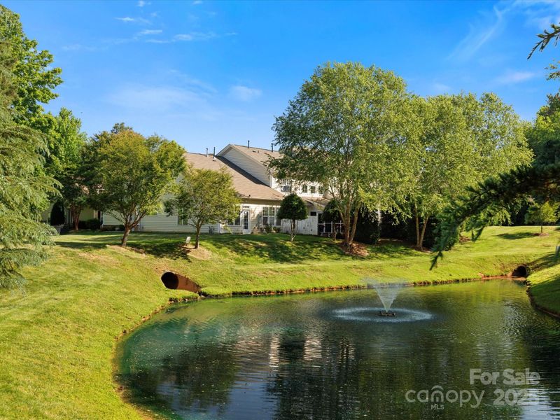 1219 Crown Vista Dr, Fort Mill, SC 29707