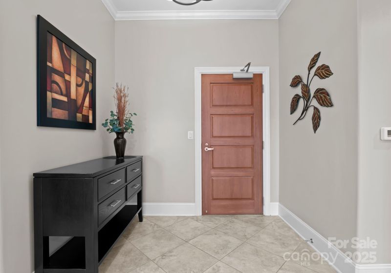 435 S Tryon St #601, Charlotte, NC 28202