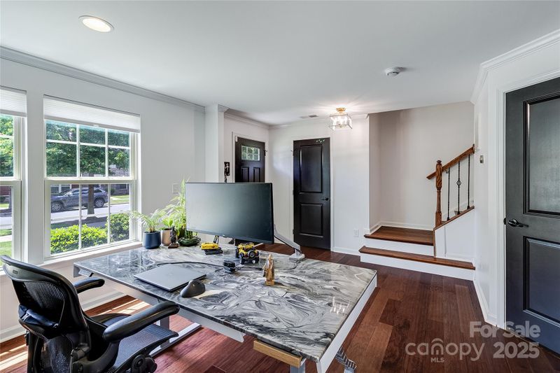 4038 Zilker Park Dr, Charlotte, NC 28217
