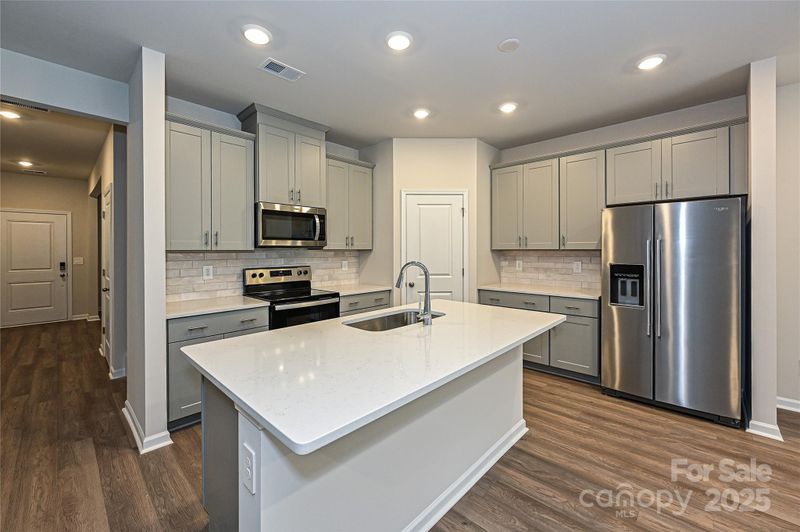 2155 Sunflower Cir, Newton, NC 28658