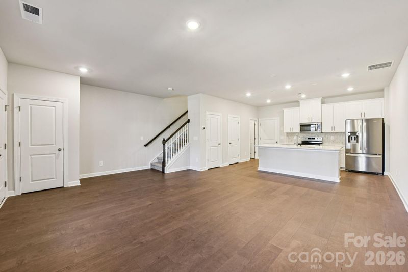 109 Ciara Pl #E, Mooresville, NC 28117