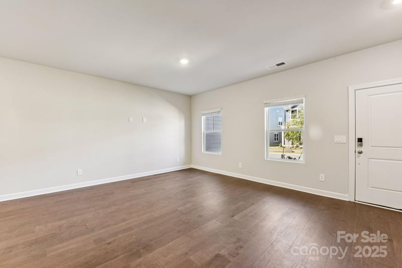 109 Ciara Pl #E, Mooresville, NC 28117