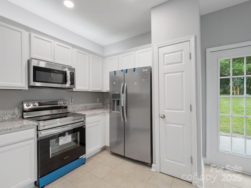 908 Sundance Dr, Gastonia, NC 28054