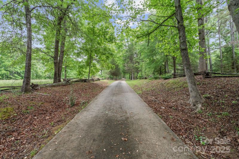 1518 Shelby Hw, Cherryville, NC 28021
