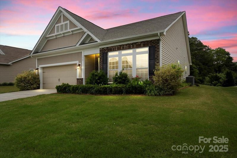 1409 Tupelo Rd, Clover, SC 29710